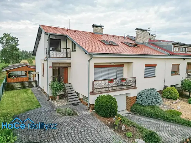 2+kk, Ke Splavu, Hradec Králové, Královéhradecký kraj