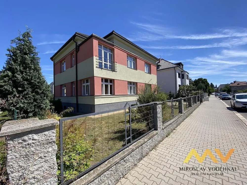 2+kk, Nerudova, Hradec Králové, Královéhradecký kraj