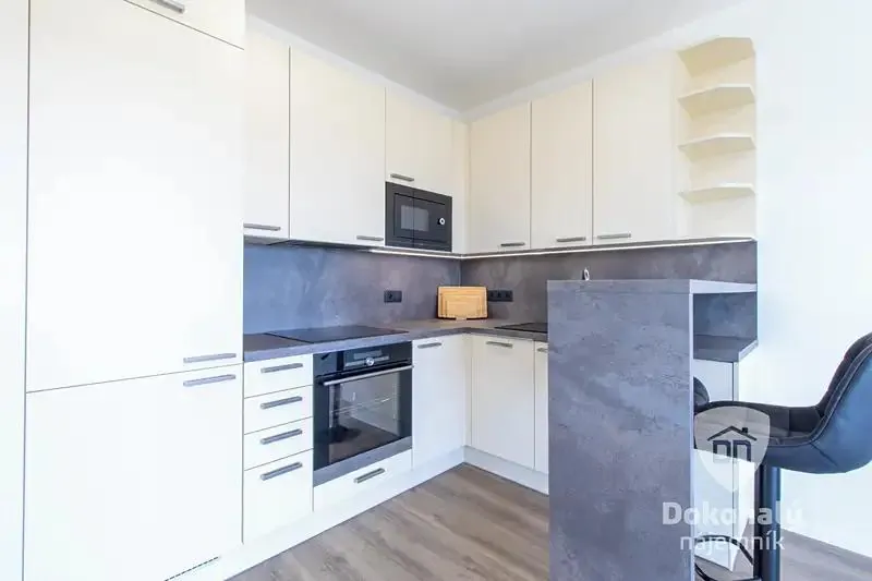 2+kk, Arnošta Valenty, Praha 9 - Černý Most
