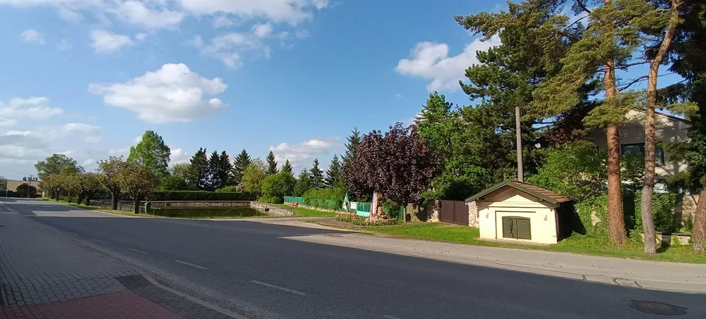 2+1, Mezouň, Beroun, Středočeský kraj