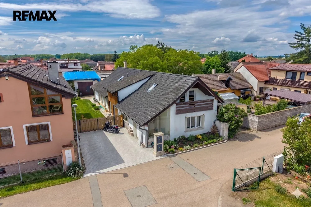 4+kk, Ovčáry, Mělník, Středočeský kraj