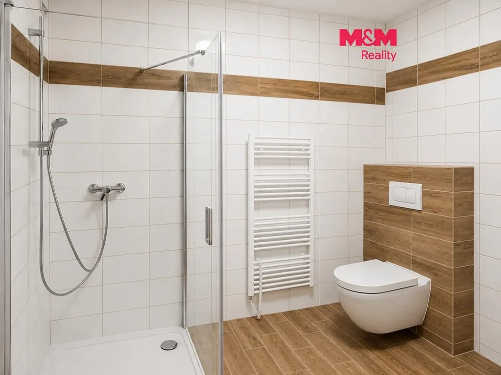 1+1, Nádražní, Malé Svatoňovice, Trutnov, Královéhradecký kraj