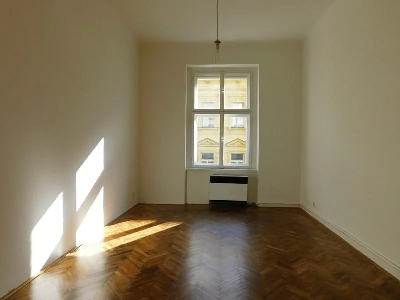 2+kk, Na Valentince, Praha 5 - Smíchov