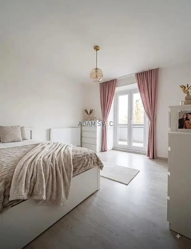 3+1, Lomená, Olomouc, Olomoucký kraj