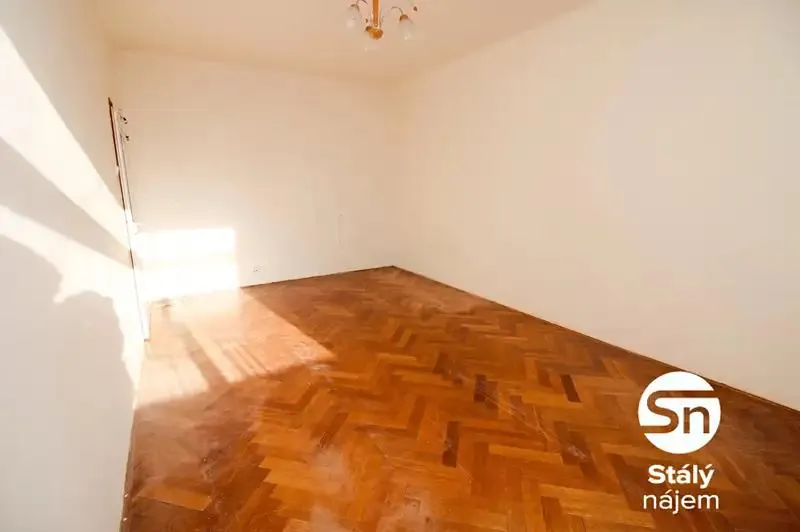 1+kk, Novorossijská, Praha 10 - Vršovice
