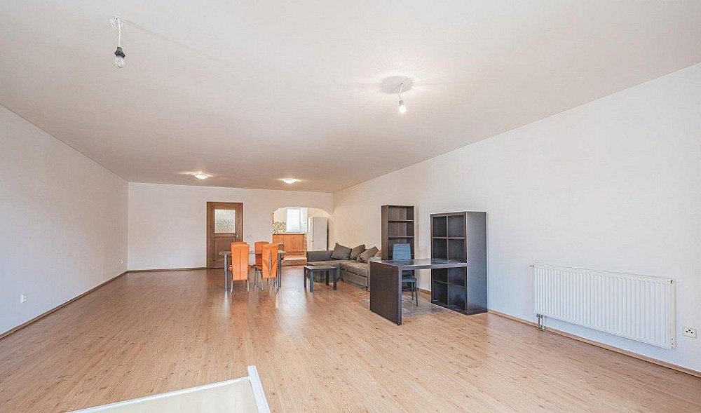 1+kk, Velké náměstí, Hradec Králové, Královéhradecký kraj
