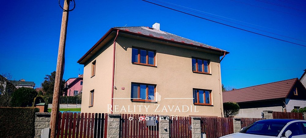 3+1, Hlavní, Mirošovice, Praha-východ, Středočeský kraj