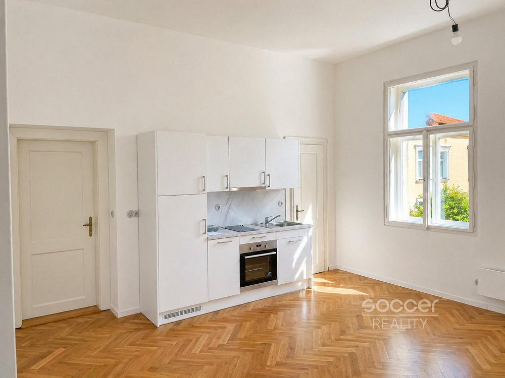 2+kk, Všehrdova, Praha 1 - Malá Strana