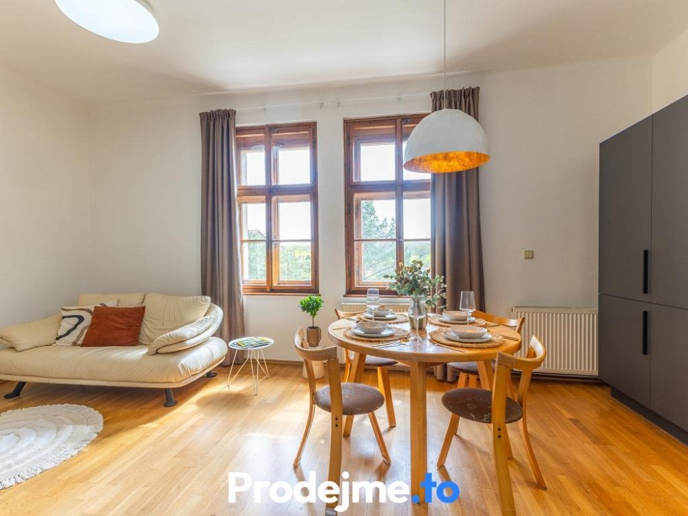 2+kk, U Pernikářky, Praha 5 - Smíchov