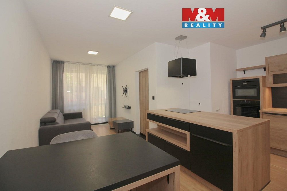 2+kk, Velvarská, Horoměřice, Praha-západ, Středočeský kraj