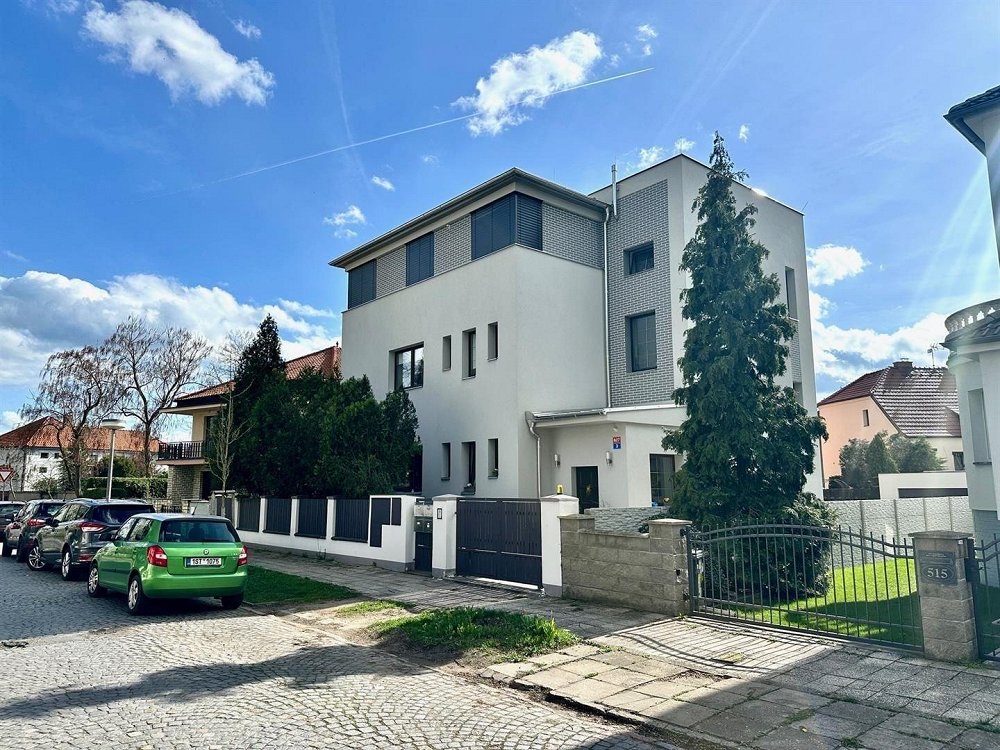 4+kk, Dr. Kryšpína, Poděbrady, Nymburk, Středočeský kraj