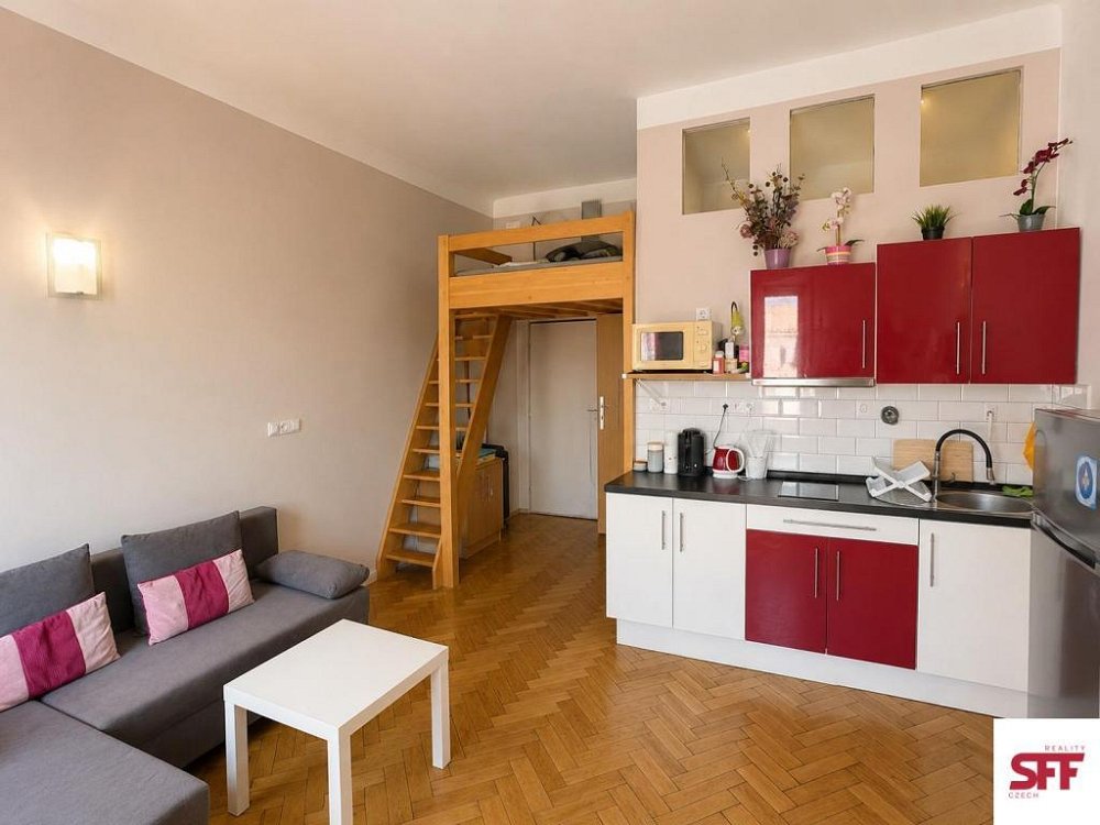 1+kk, Na bojišti, Praha 2 - Nové Město