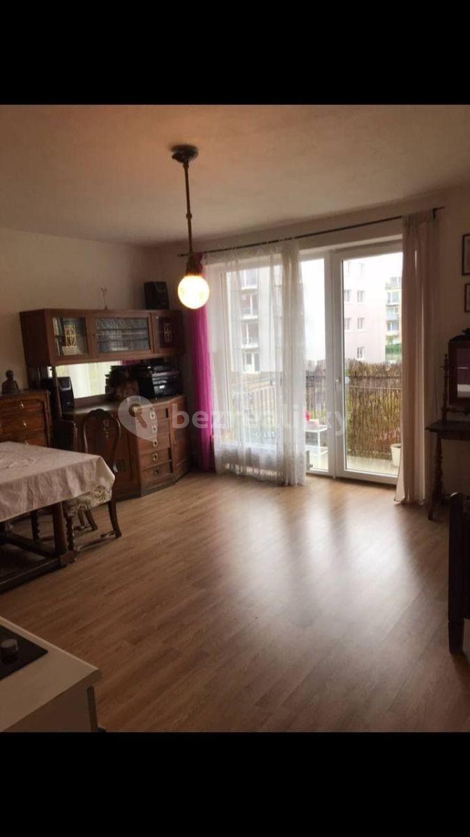 1+kk, Žitná, Hostivice, Praha-západ, Středočeský kraj