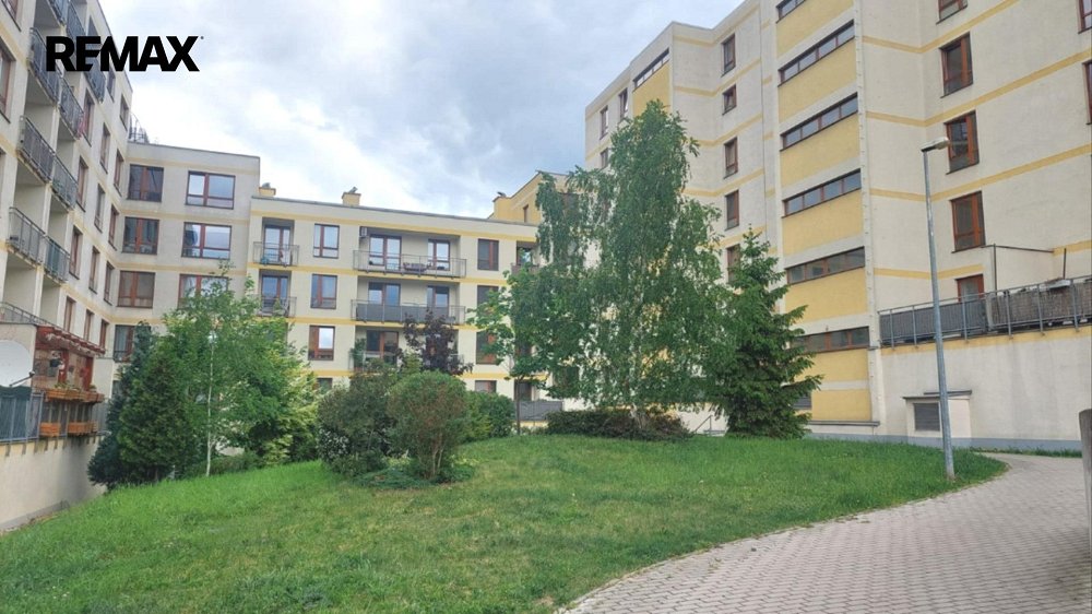 2+kk, Pod Haltýřem, Praha 4 - Kunratice