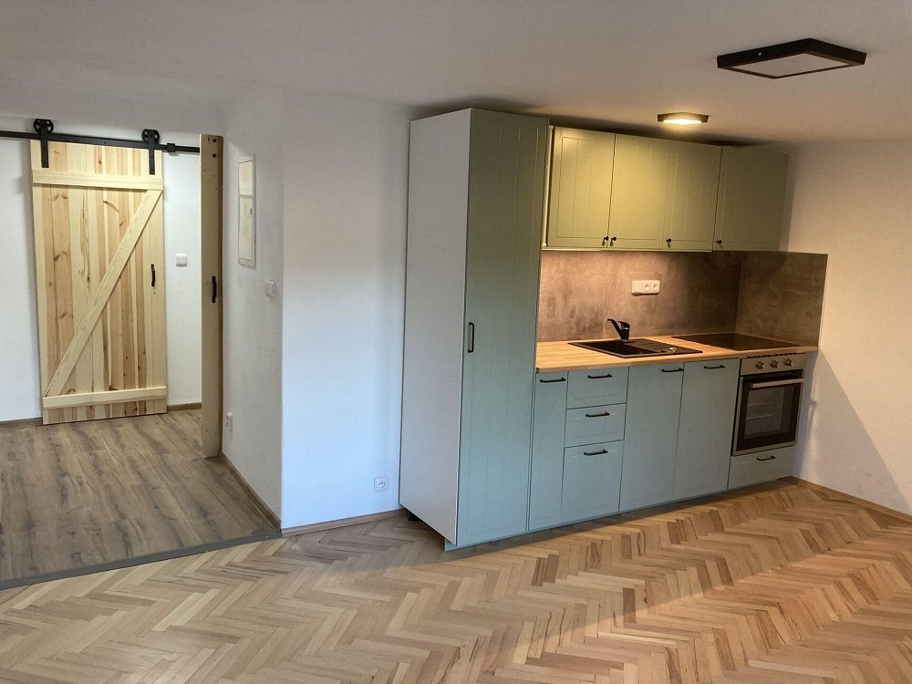 2+kk, Na Jamech, Besednice, Český Krumlov, Jihočeský kraj