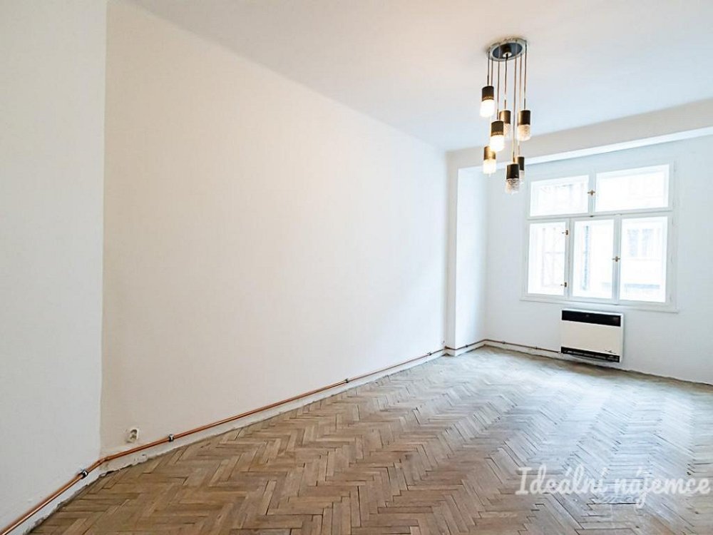 3+1, Žerotínova, Praha 3 - Žižkov