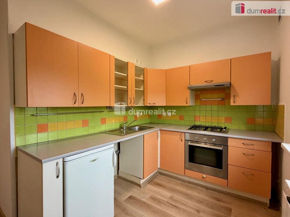 2+1, Severní, Ostrov, Karlovy Vary, Karlovarský kraj