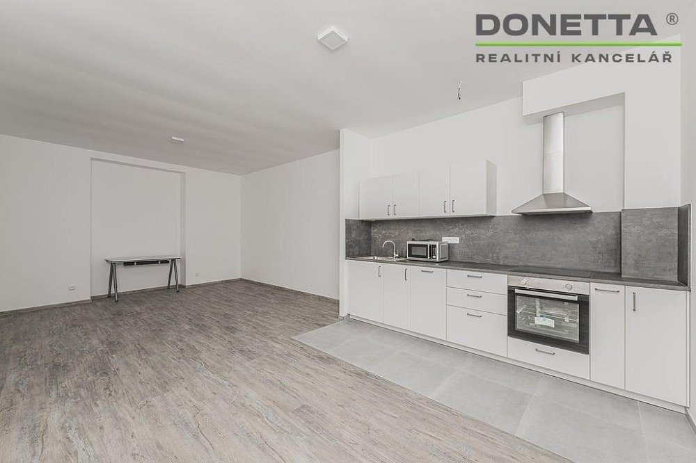 1+kk, Dukelská třída, Nový Bydžov, Hradec Králové, Královéhradecký kraj