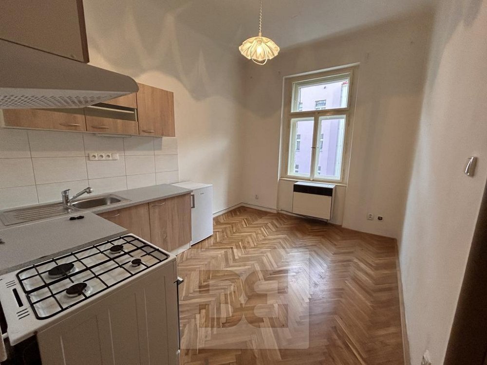 2+kk, Hartigova, Praha 3 - Žižkov