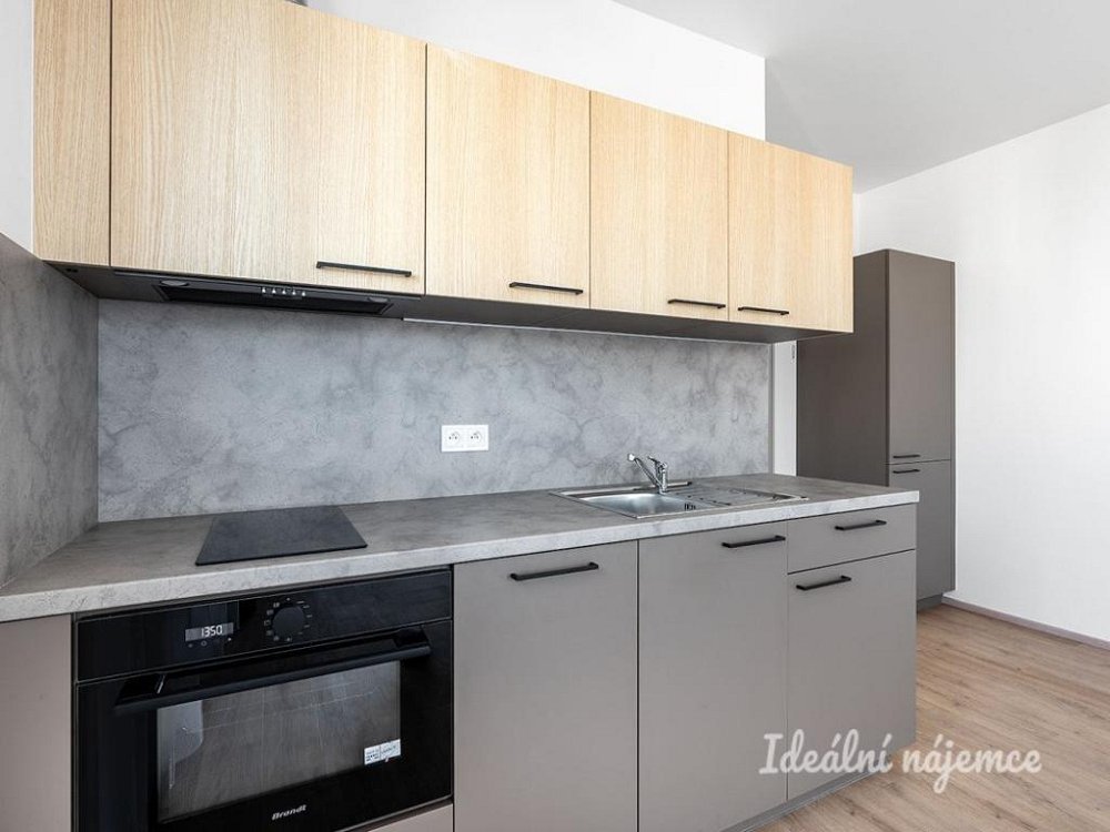 1+kk, Poděbradská, Praha 9 - Hloubětín
