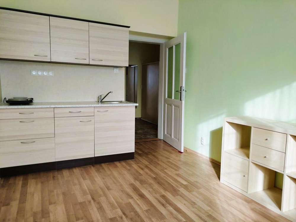 1+kk, Na vyhlídce, Praha 9 - Prosek