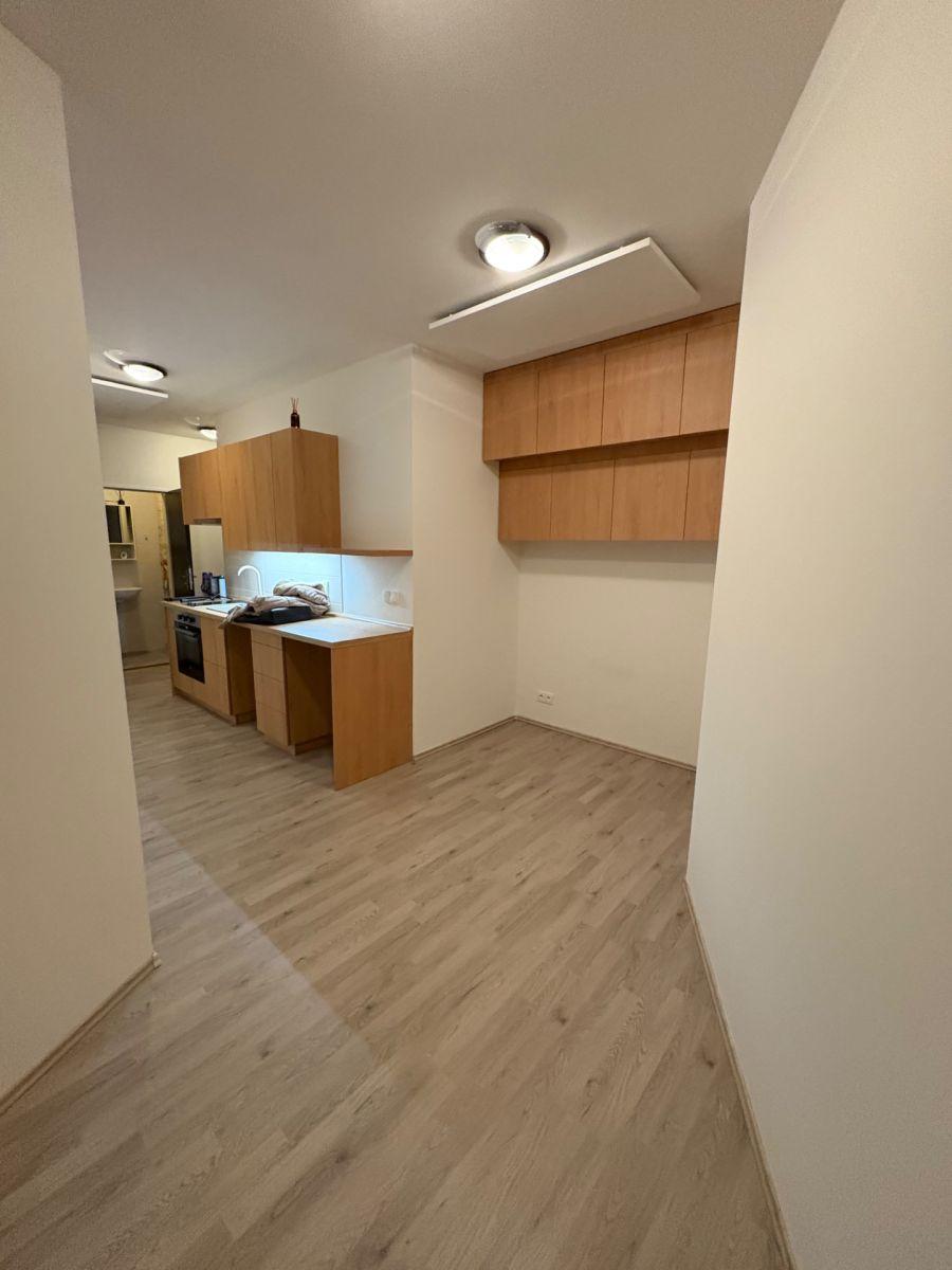 1+kk, Škvorec, Praha-východ, Středočeský kraj