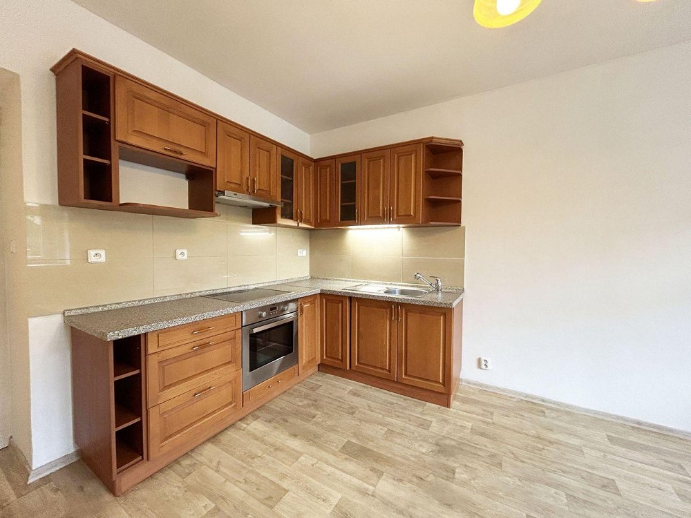 1+kk, Kounická, Praha 10 - Strašnice