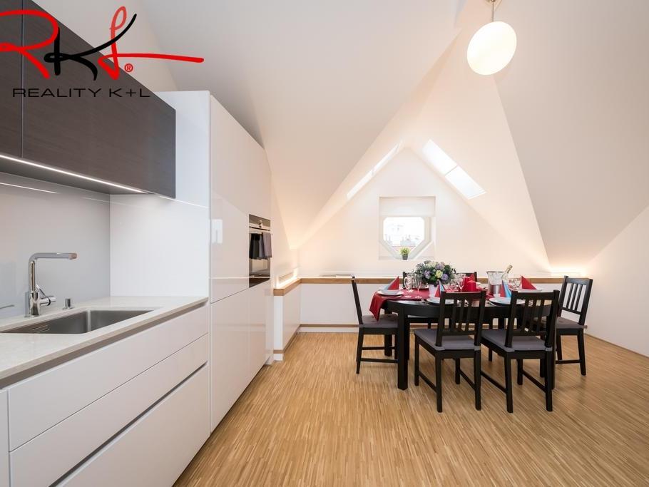 3+kk, Ovenecká, Praha 7 - Holešovice