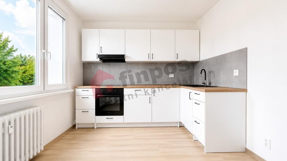1+1, Sídliště Za Chlumem, Bílina, Teplice, Ústecký kraj