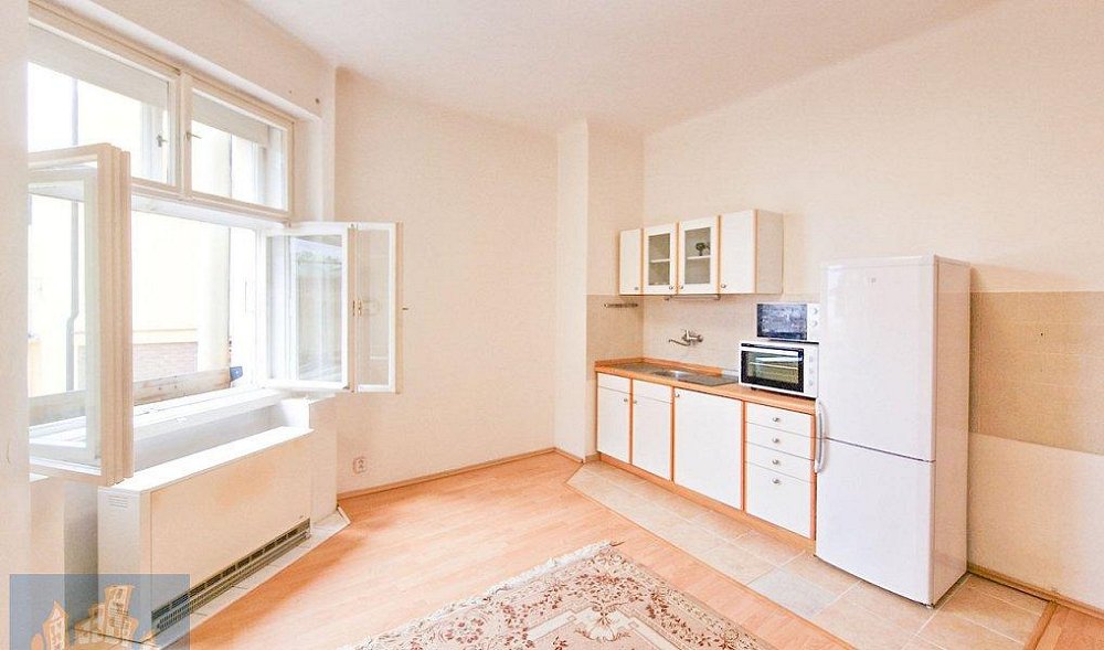 1+kk, Ječná, Praha 2 - Nové Město