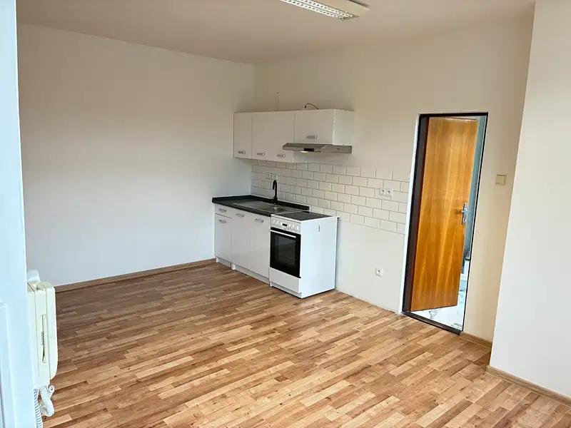 1+kk, T. G. Masaryka, Karlovy Vary, Karlovarský kraj
