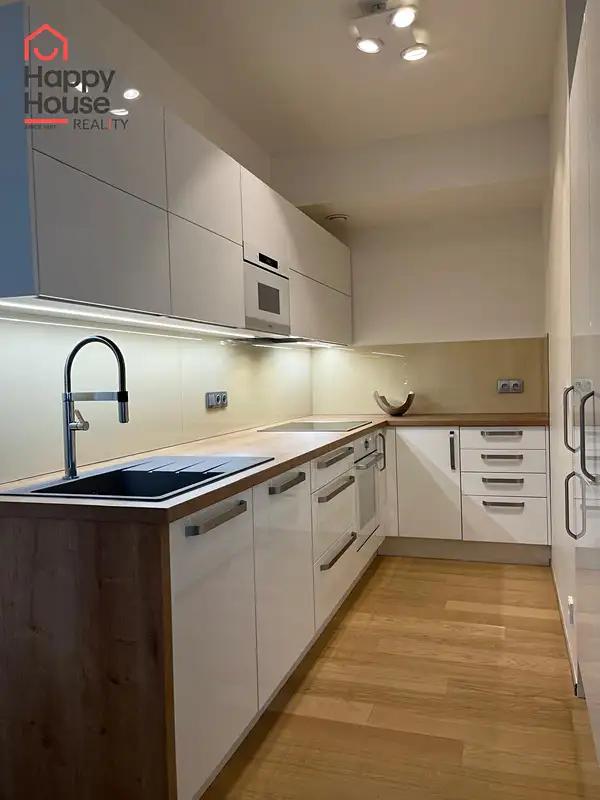 2+kk, Hodonínská, Praha 4 - Michle