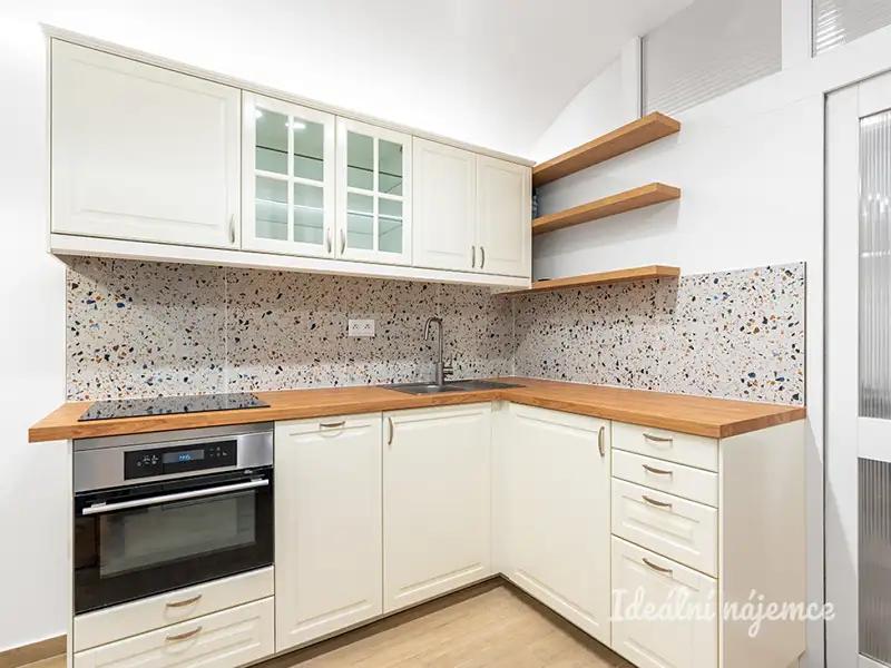2+kk, Ovenecká, Praha 7 - Holešovice