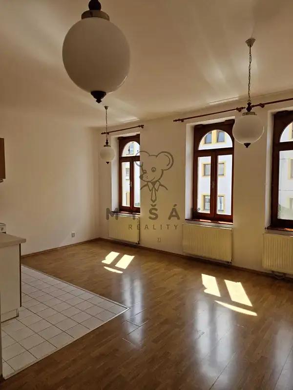 2+kk, Holečkova, České Budějovice, Jihočeský kraj