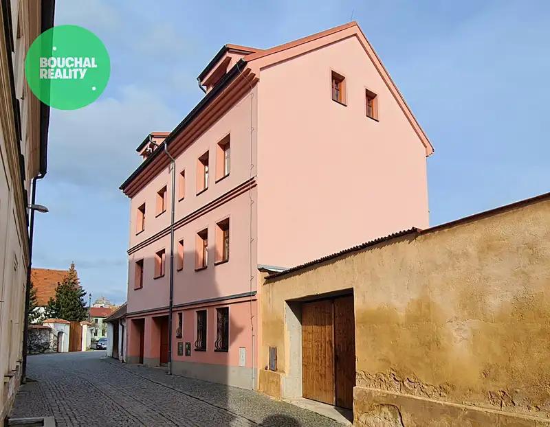 1+kk, U Špejcharu, Město Touškov, Plzeň-sever, Plzeňský kraj