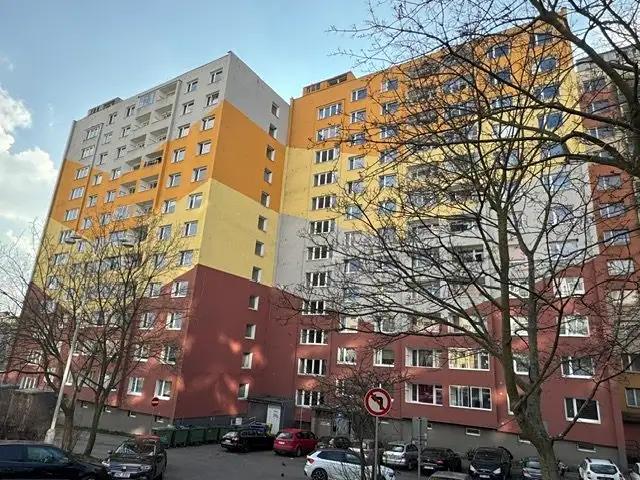 1+1, Dřínovská, Chomutov, Ústecký kraj