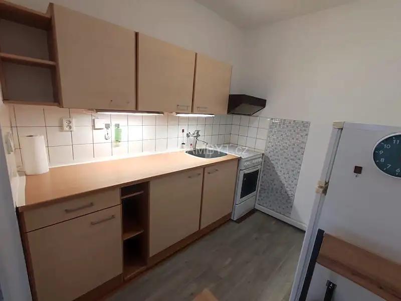 2+kk, Tenisová, Praha 10 - Hostivař