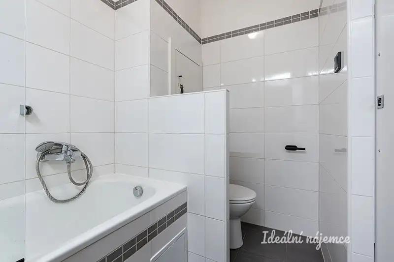 2+kk, Argentinská, Praha 7 - Holešovice