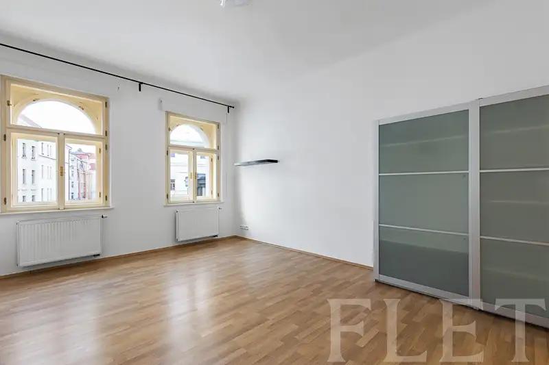 1+1, Kamenická, Praha 7 - Holešovice