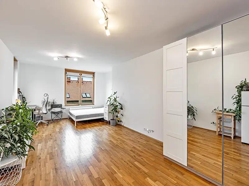 1+kk, Havlíčkovo náměstí, Praha 3 - Žižkov