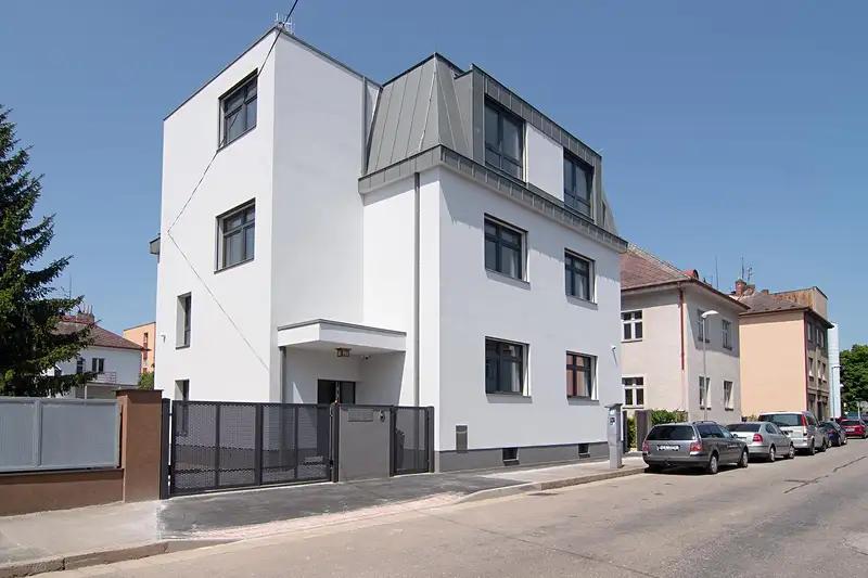 5+kk, Bohuslava Martinů, Hradec Králové, Královéhradecký kraj