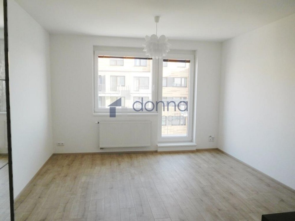 1+kk, Makedonská, Praha 9 - Střížkov