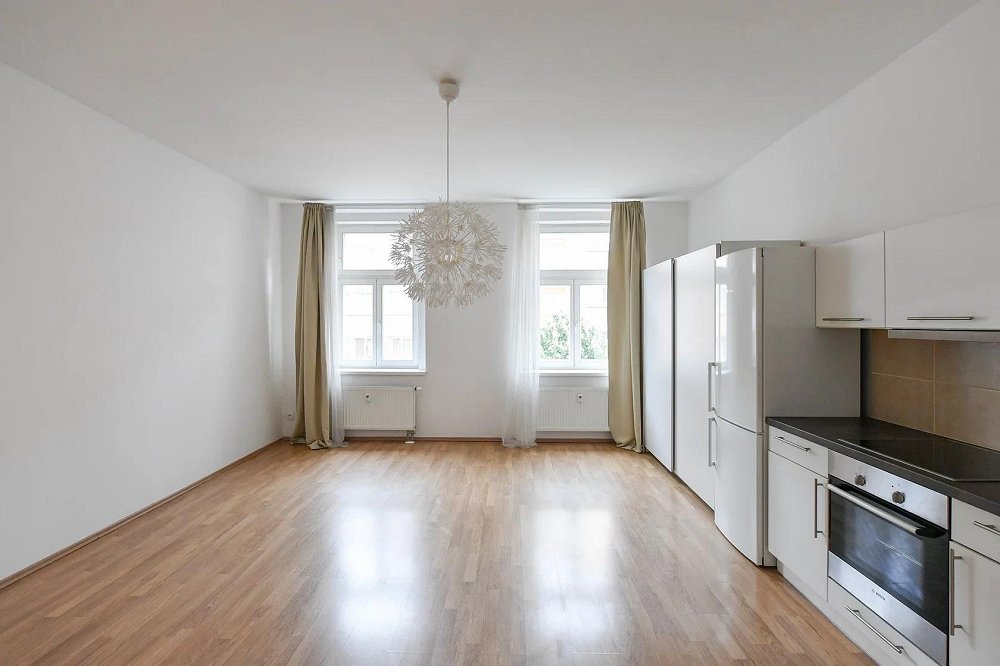 1+kk, Thámova, Praha 8 - Karlín