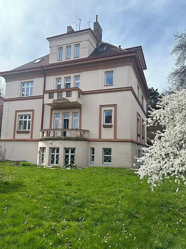 2+kk, Šárecká, Praha 6 - Dejvice
