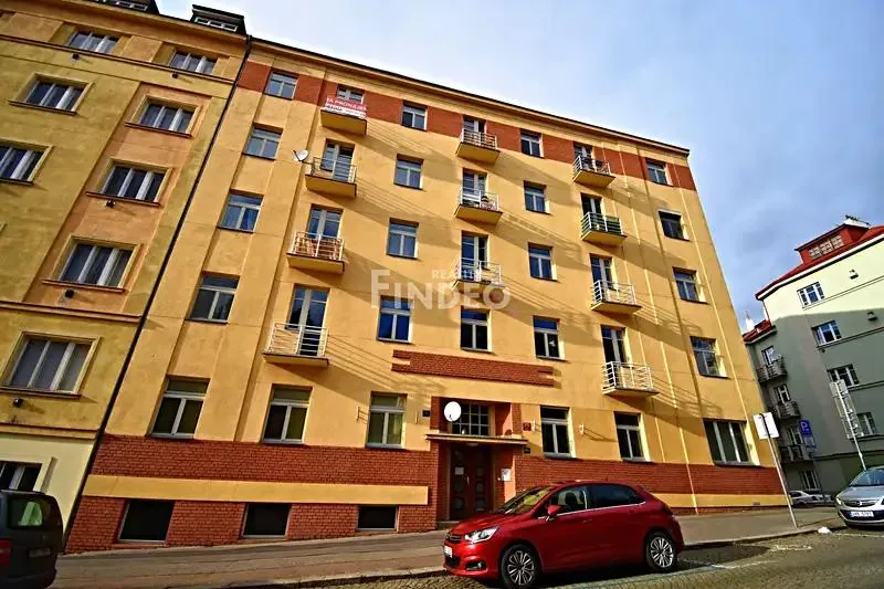 2+kk, Levá, Praha 4 - Podolí