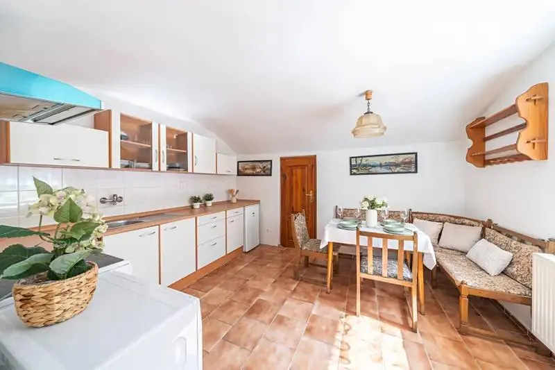 1+1, Sadová, Beroun, Středočeský kraj