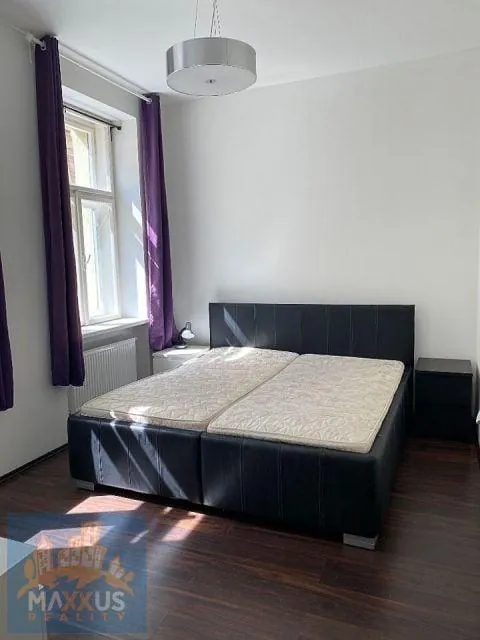 2+kk, Kamenická, Praha 7 - Holešovice