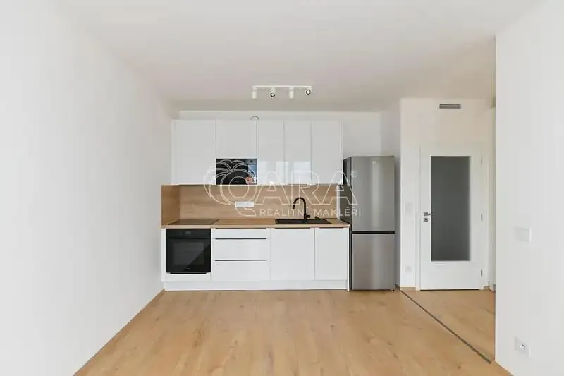 1+kk, Arnošta Staňka, Hlavní město Praha