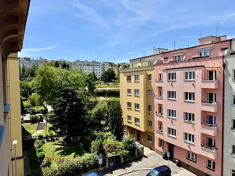 2+1, Patočkova, Praha 6 - Břevnov