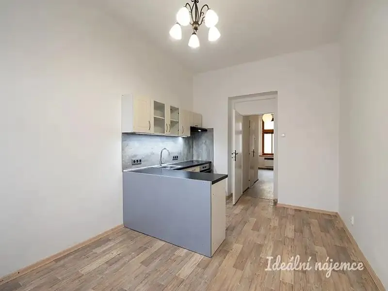 2+kk, Nad Kolčavkou, Praha 9 - Libeň